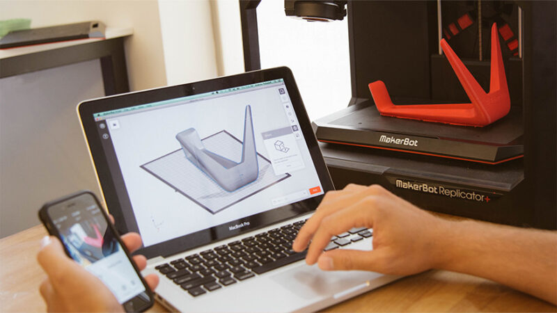 MakerBot Educators Guidebook for 3D Printing in the Classroom