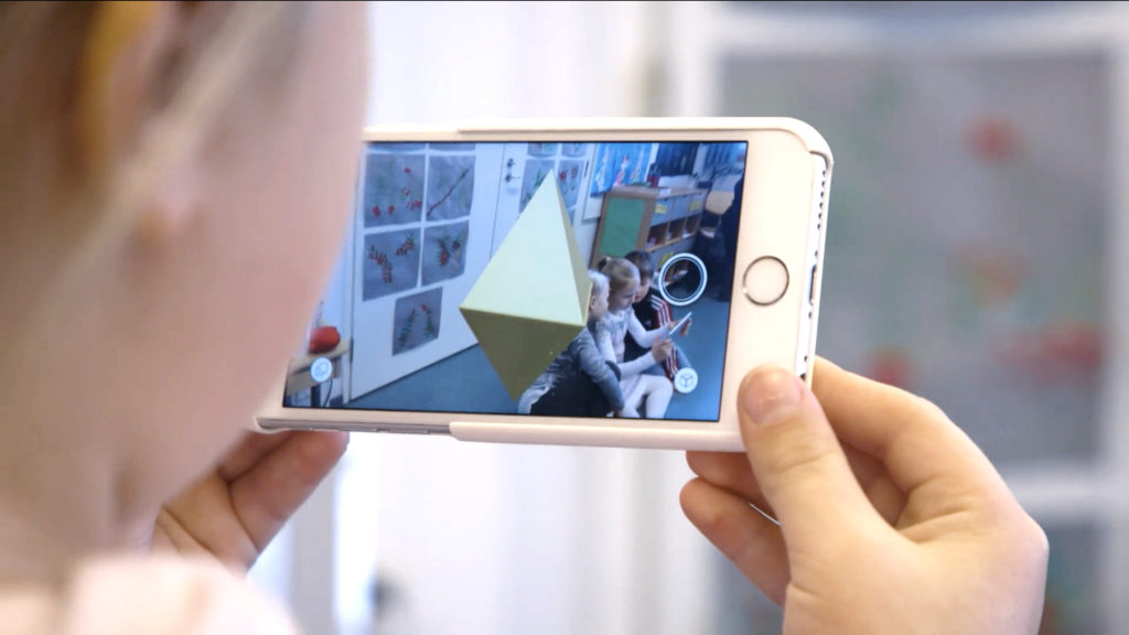 The team at 3DBear have a challenge for folks who try out their augmented reality app for students. If you're at ISTE or not, you'll want to check this out!
